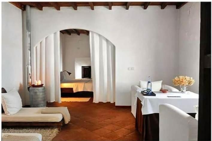 Hospederia Convento De La Parra, 06176 (Adults Only) Hotell La Parra  Exteriör bild